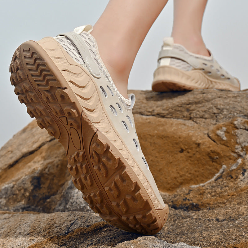 New Summer Breathable Mesh Clogs for Men, Slip-On Outdoor Non-Slip Soft Sole Beach Shoes