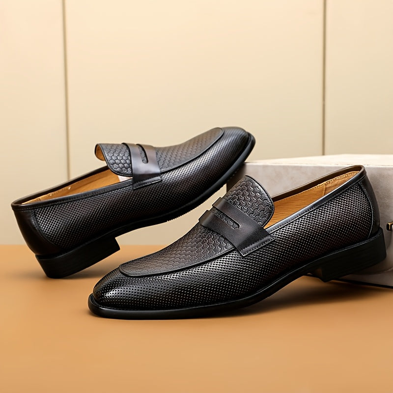 Business Commute Essential Top Layer Cowhide Embossed Loafers Men'S Business Casual Shoes Slip-On Formal Banquet Wedding Leather Shoes Easy Classic British Style Men'S Shoes