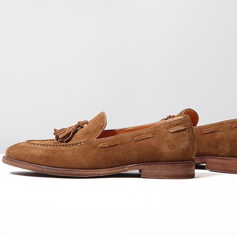 Genuine Leather Men's Shoes, Business Casual Slip-on Loafers Made of Top-layer Cowhide, Comfortable to Wear
